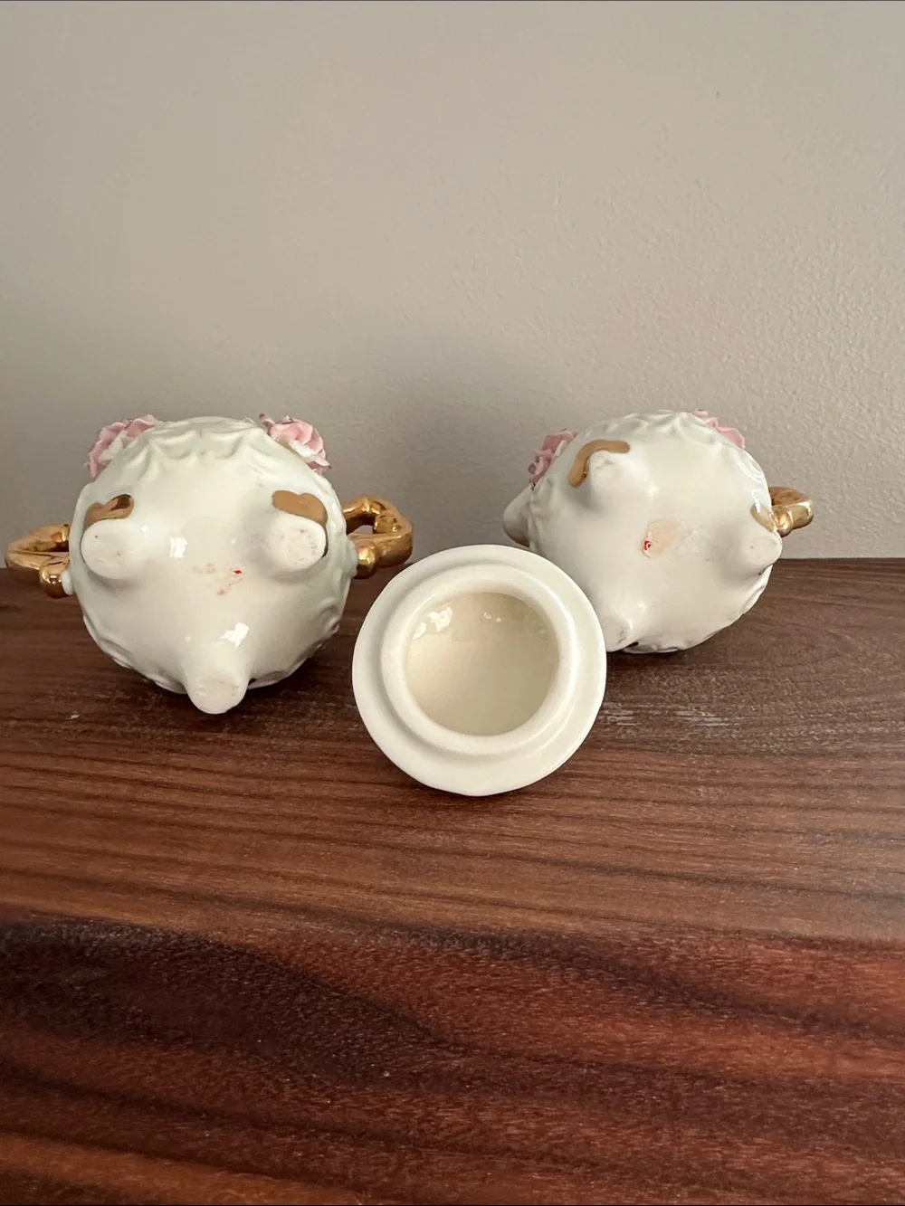 Vintage Ivory Porcelain Sugar Bowl & Creamer Set - Cracker Barrel